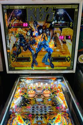 Bally Kiss Pinball
